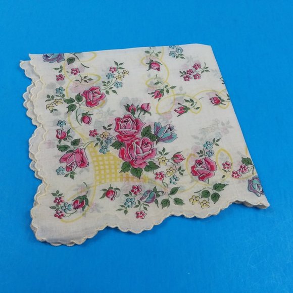 Vintage Handkerchief Floral Roses Scalloped Pink Yellow Hankie - Picture 2 of 5